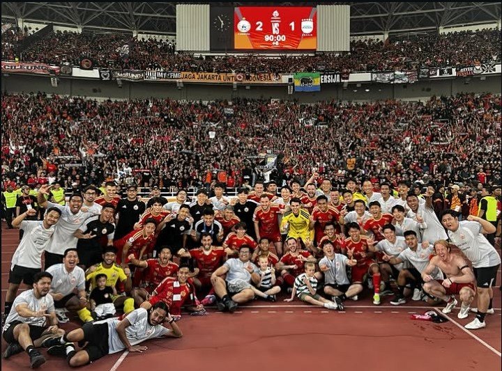 Ctrn_13's tweet photo. Upload ah, terimakasih @Persija_Jkt  &amp; pengurus pusat yang sudah berusaha agar pertandingan ini tetap terlaksana dijakarta. Respect. https://t.co/xBJz7To2uh
