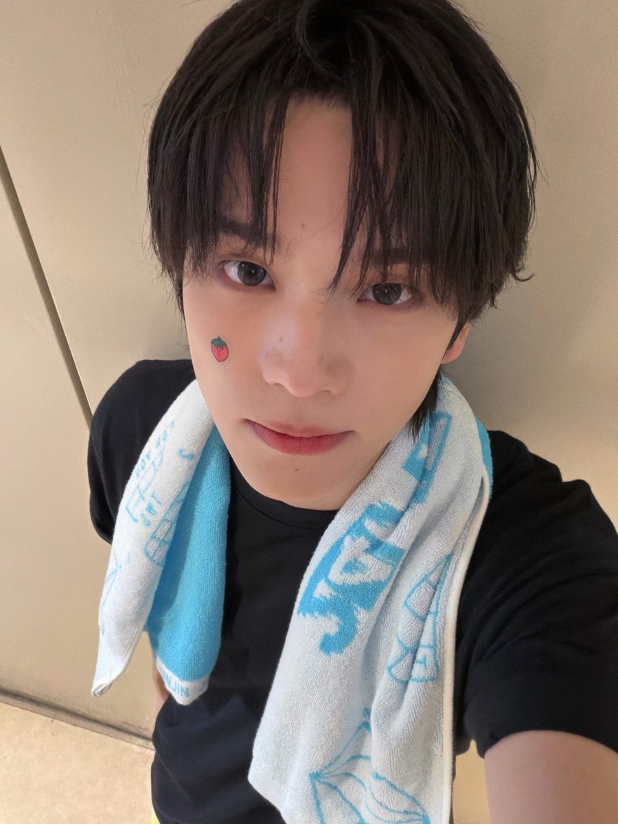 lovemxnow's tweet photo. 족녕하세요 https://t.co/uGtHqAdtk0