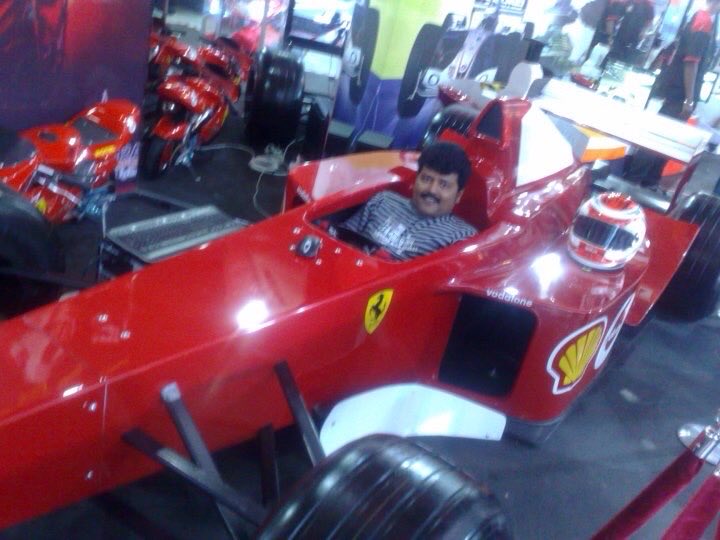 ActorSriman's tweet photo. Adu oru ganakallam 
Sitting In this position for a still is tough, driving for 5 mnts is very tough, 
Driving in track at that speed 
O m god 
Ajith bro hats off https://t.co/7vh3pZk96T