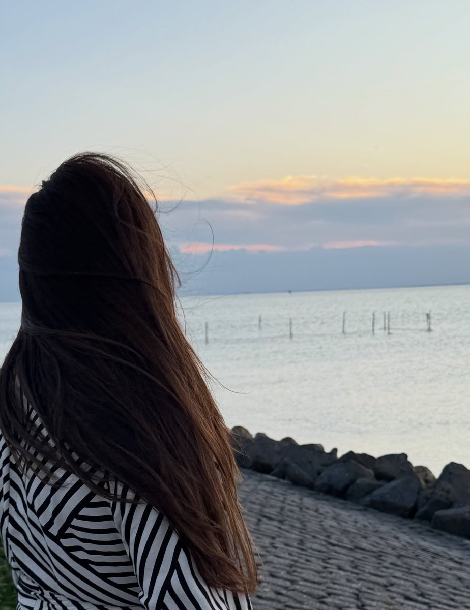 TerrenceNesw's tweet photo. Summer evenings 💛⛅️🌊 https://t.co/kBRmri2JWM