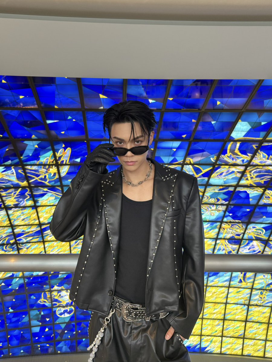 tjbb_'s tweet photo. アンコールの衣装がすごくタイプだったので、

石川くんに
たくさん撮ってもらいました〜

ご共有。

YUHI

#YUHI 
#TJBB #THEJETBOYBANGERZ https://t.co/sgwlN1qqto