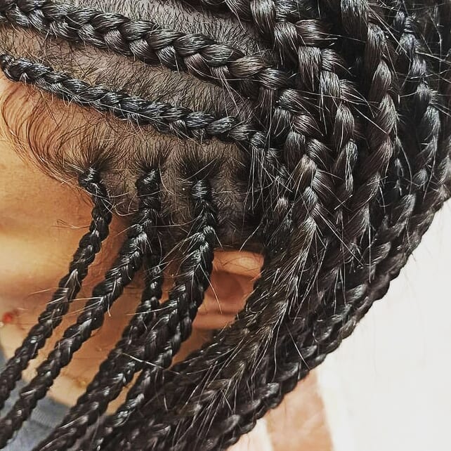 NedraMudge's tweet photo. Des tresses africaines collées et libres 🔥 soyez les bienvenus toujours 💕 c la tendance 👌 https://t.co/3uptCR2kwk