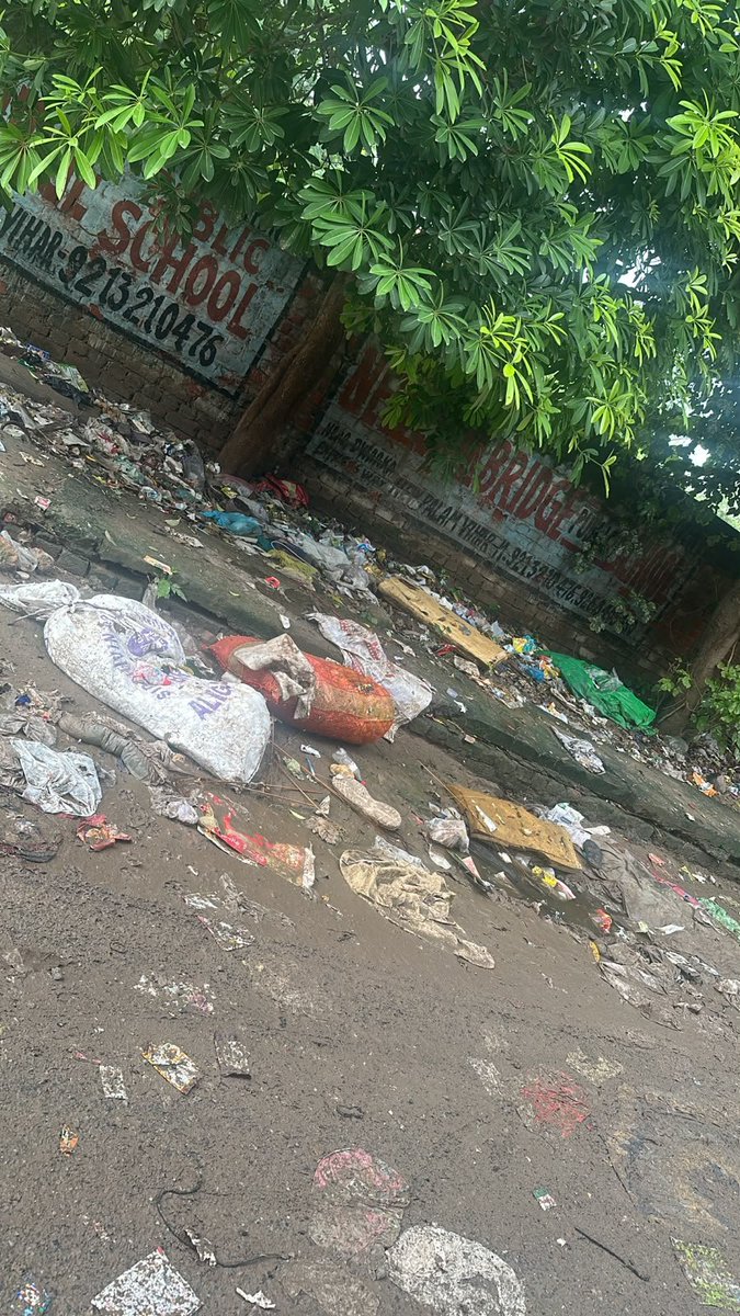 robinjain300's tweet photo. @htTweets @MihikaShahh Sector 23A behind Manipal Hospital. Means your hospital is helping to get you admitted in hospital https://t.co/qtEypPc2tm