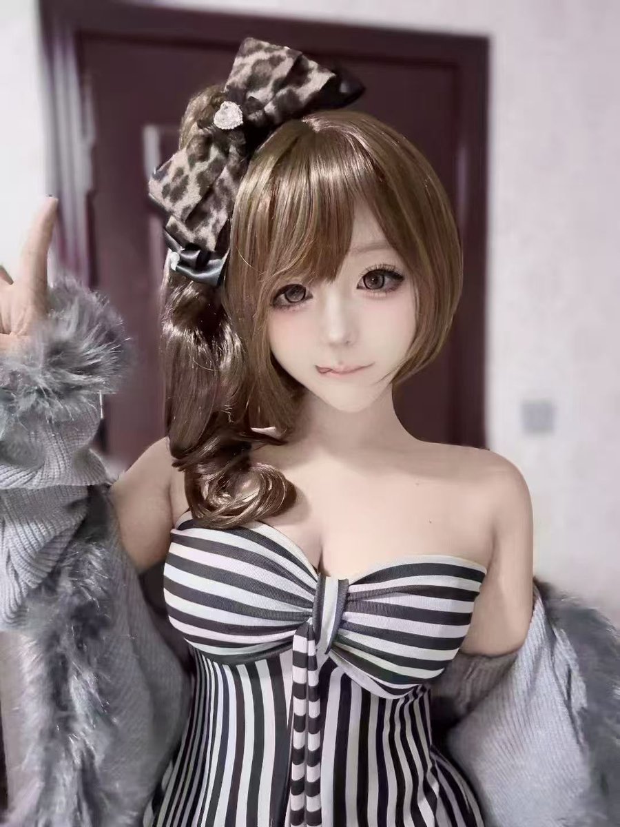 Shmuckadni's tweet photo. 这里是yuki 坐标广东 身高158体重93 重焦重抑 休学在家我需要钱爱我请投喂 接cos定制原味11陪玩 电子女友 入门我会一直陪着你（。°w•。） 蹲一个爱我的🚪
#广州 https://t.co/wwSNJDHoE2