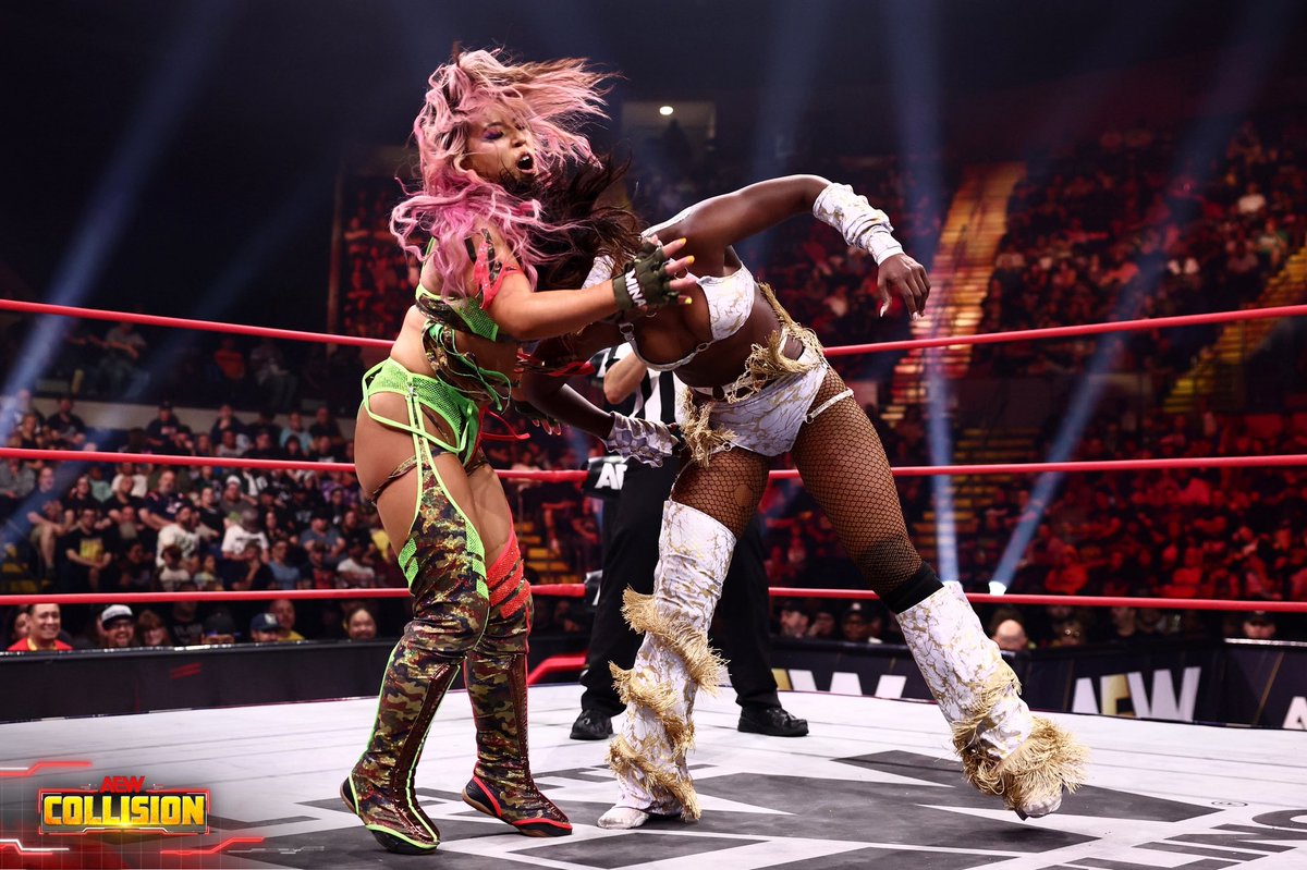 MinaShirakawa's tweet photo. Our version of a girls’ night. 👊💥🤪❤️‍🔥

#aMINAta #AEWCollision https://t.co/tQ5fENmxgf