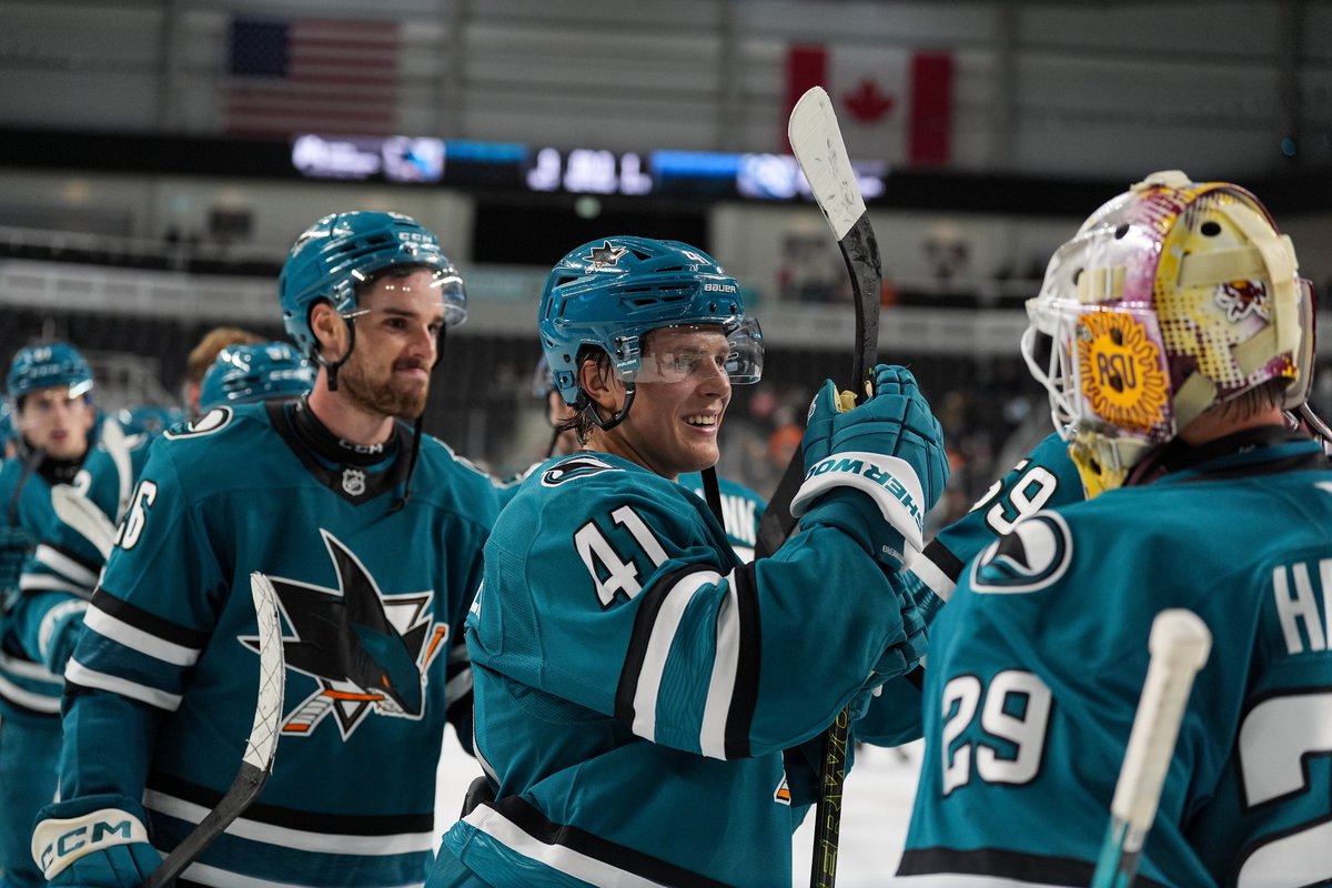 SanJoseSharks's tweet photo. Another undefeated Rookie Faceoff for your San Jose Sharks ‼️

#TurnItAllTeal https://t.co/CVgB9SXZmN