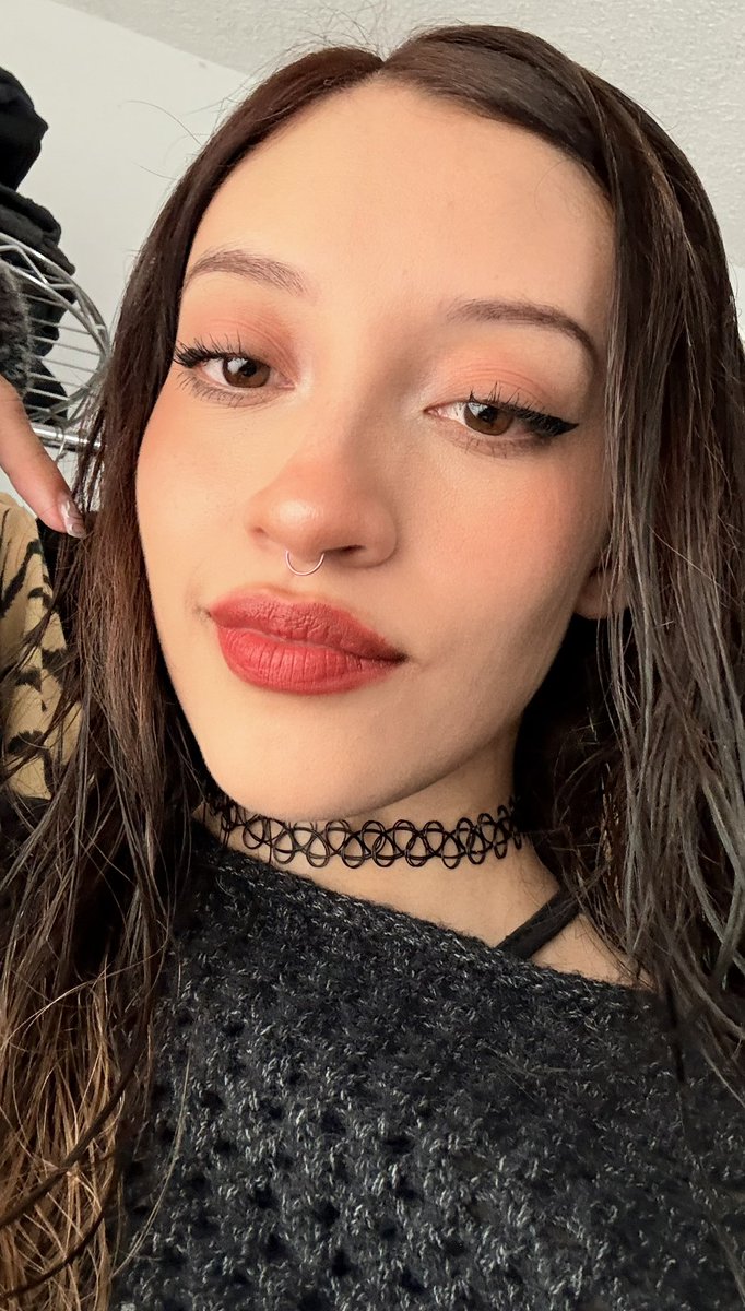ImNotFernanda's tweet photo. Yo y mi carita sin filtros 🫦 https://t.co/SbkQFcwZcG