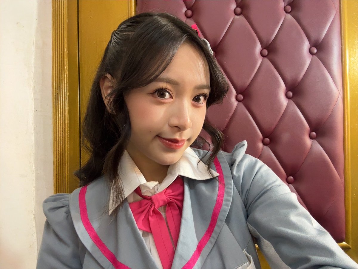 Lily_JKT48's tweet photo. Gooodd MornLyy~ apakah sudahh pada sarapan? Jangan lupa makan dulu sebelum ngoply nya yaa! I hope today your heart becomes so full of happiness that it heals all the parts of you that once felt hurt. Semangat yaaa lof for today ^^ have a wonderful day lof <3 jaga kesehatannya yaur! 🩷