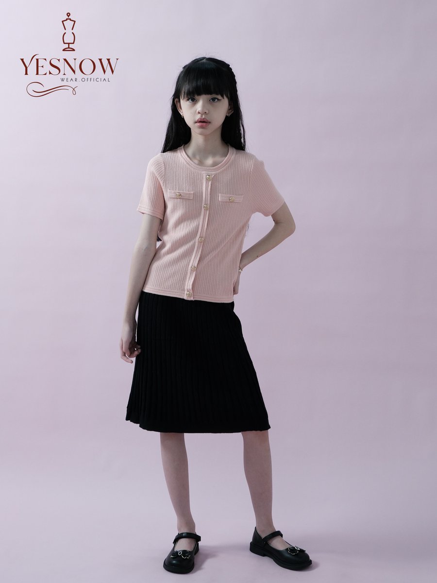 azevedoamilton's tweet photo. Farera Classy Top
Material: Premium knit
Warna: Pink, White, Lilac
Size: S | M | L
Bust: 90 | 100 | 110
Length: 41 | 43 | 45

Toleransi ukuran 1-3 cm karena proses jahit dan pengukuran manual. Warna dapat sedikit berbeda karena pencahayaan. https://t.co/AM0WirstQg