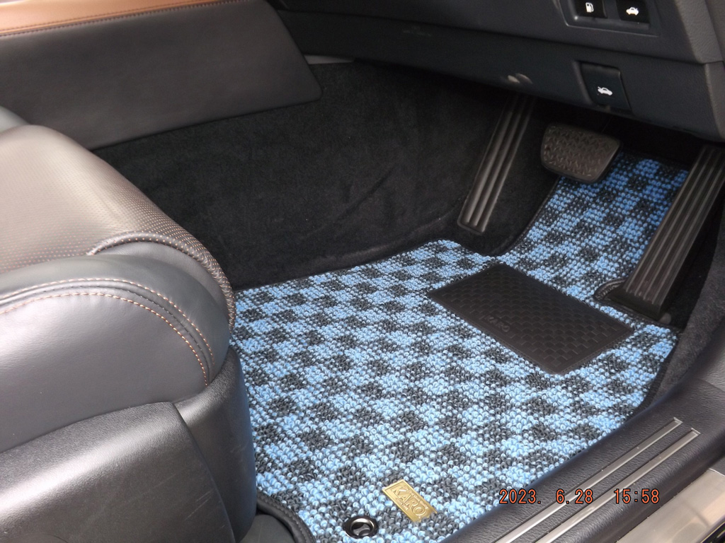 OfficialKAROmat's tweet photo. N.UNION様の #KAROマット 装着事例です。
車種:#レクサス #LS #600H
マットタイプ:#FLAXY ブリリアントブルー
【装着事例】https://t.co/FpSkYLujpB
#KARO #カロマット #LEXUS https://t.co/atCNMvPXXS