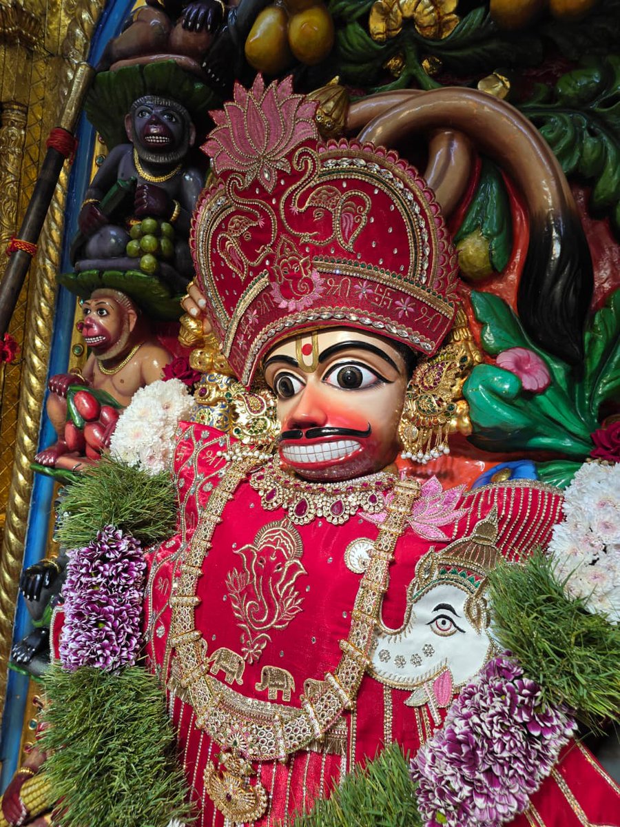 kashtbhanjandev's tweet photo. Darshan :14-09-2026
Ganesh Chaturthi
ગણેશ ચતુર્થીના પાવન પર્વની આપ સૌને હાર્દિક શુભકામના.
Hello Devotees
Jai Shri swaminarayan
Shri kashtbhanjandev hanumanji Maharaj Salangpur dham.
https://t.co/3qP0lxENuX
https://t.co/zgOd7Pu4DO
#salangpur #salangpurdham #swaminarayan https://t.co/XFjjzSQOCH