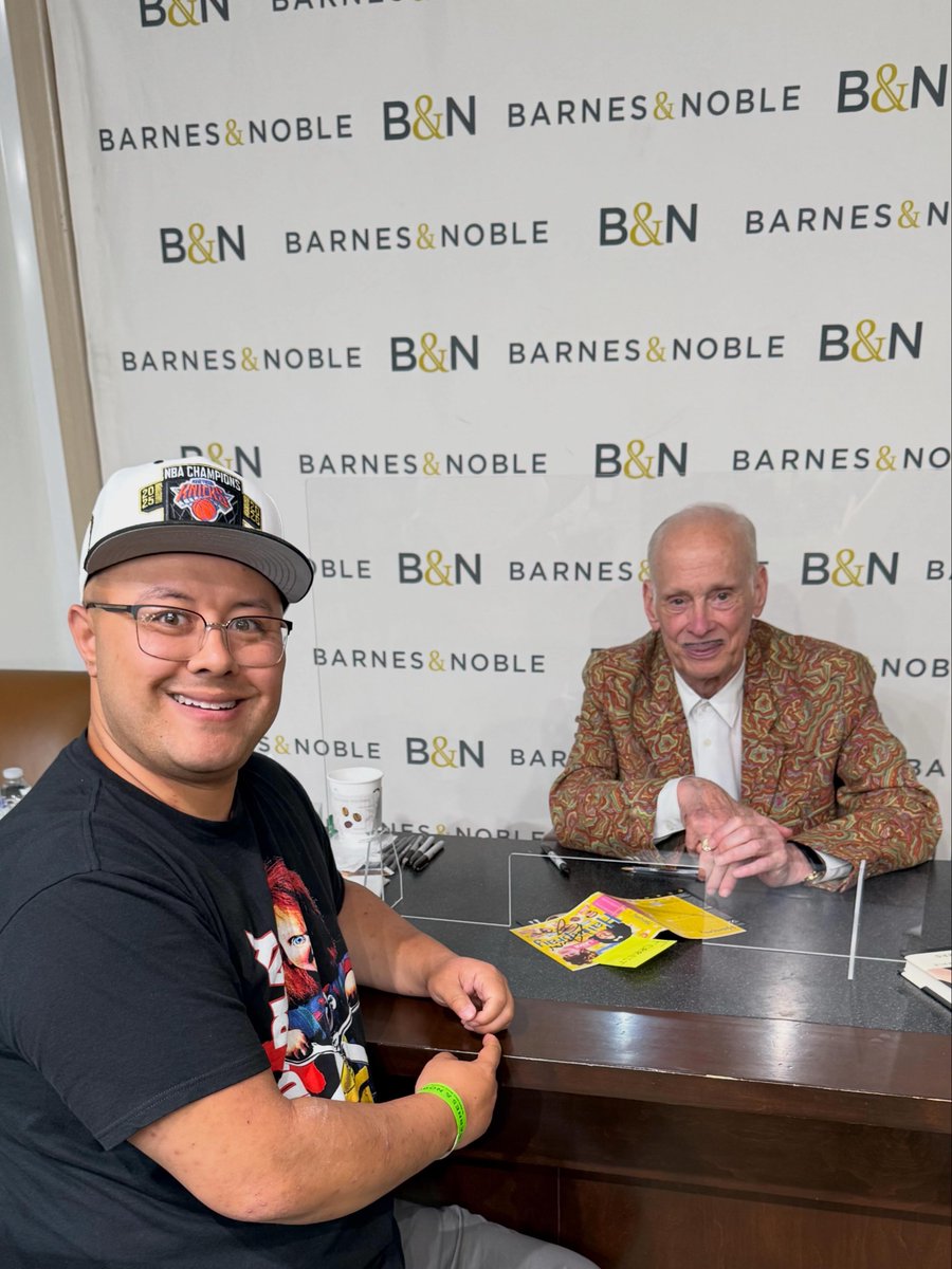 johnpopcornsmit's tweet photo. Catching up with John Waters last night, my first time meeting the Pope of Trash in 20 years. The discussion with Ricki Lake beforehand was less of a Q&amp;A and more two friends/colleagues catching up on old times and it was awesome if bittersweet at https://t.co/m4GFzWdSsQ