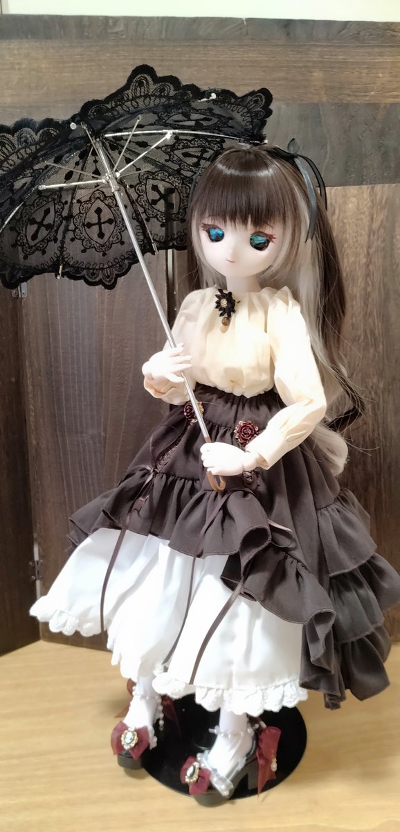 LifeSaru23000's tweet photo. 大阪イドルの購入物、フル装備
アビスちゃん、ショートヘアからの脱却 https://t.co/HAA7tBr5XZ