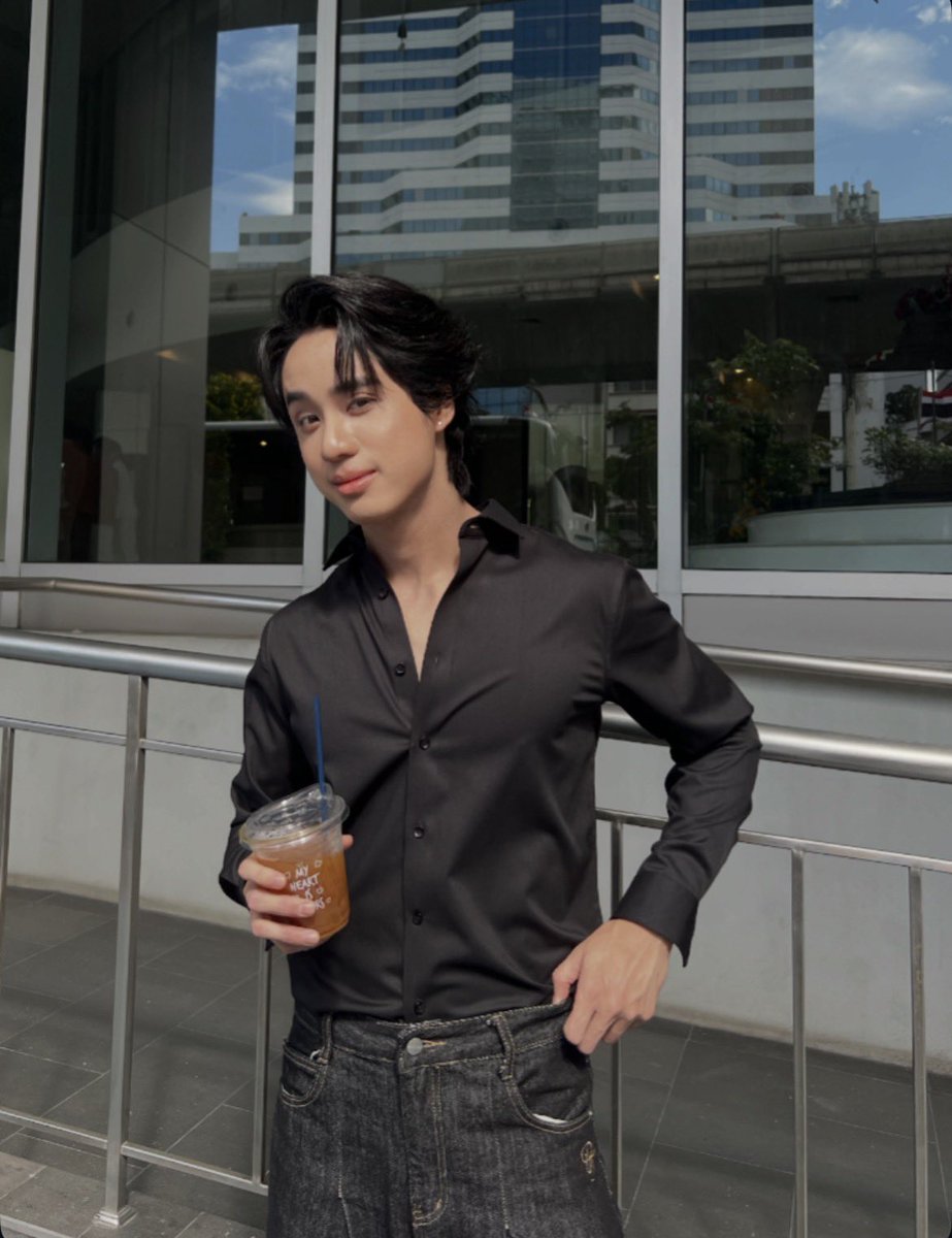 tigersitsan's tweet photo. กาแฟสักแก้วมั้ยครับ ☕️ https://t.co/XKrL5vSfcO