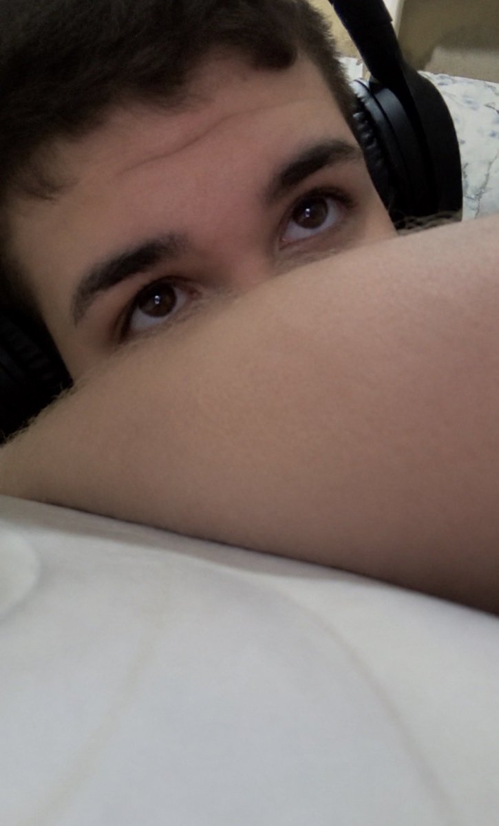 csnfelie's tweet photo. Eu sou bonito gente? https://t.co/9WfYvTvXtF
