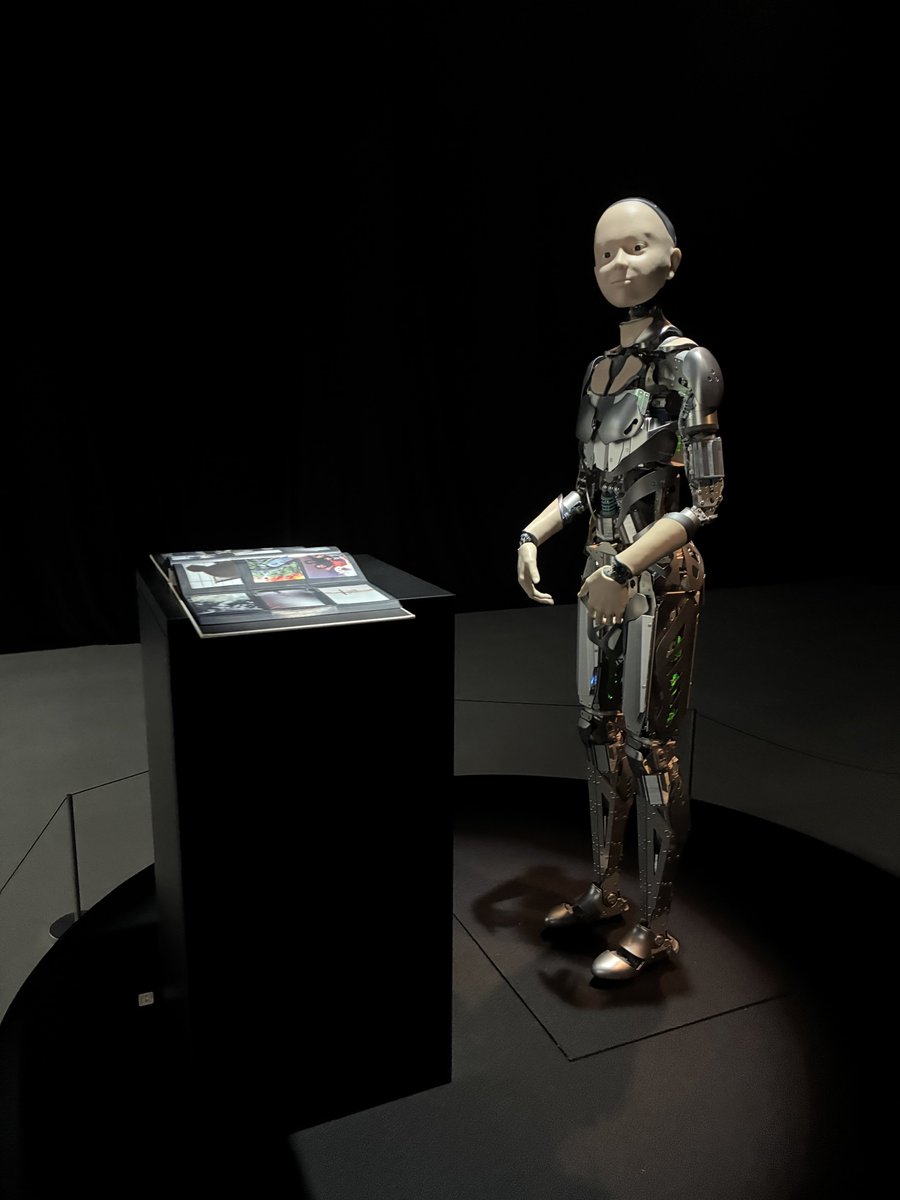 iorintheworld's tweet photo. 万博で大人気だったパビリオン いのちの未来。駆け込みで体験してきました🤖生とは死とは。考えさせられたけど、問いかけに対するわたしの答えは決まった。 https://t.co/WJKIPTFPUv