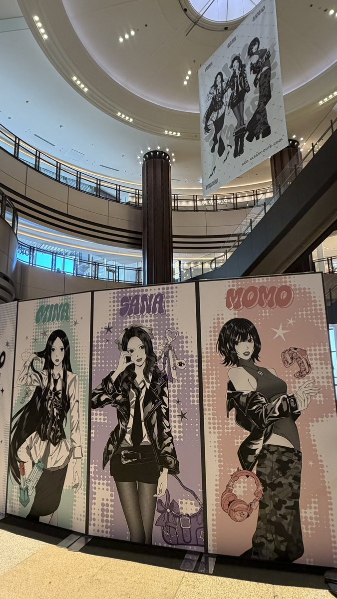 mjsilgn119's tweet photo. #MISAMO #MISAMO_3rd_ANNIVERSARY #CCC #CLASSY_CUTE_COOL  

入場特典が招待状みたいで可愛かった🥰️ https://t.co/tbpGLKZYZ1