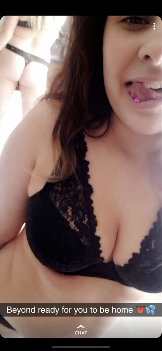 Hotwifejo23's tweet photo. a few snaps from when I first started snapping with other men while married. The first picture is the first picture I “accidentally” sent to someone 🤪 I’ll never forget the rush of sending slutty snaps for the first time 🥵
#hotwife #wife #snaps #caption #real #amateur #cheater https://t.co/YnHE0lgHkU