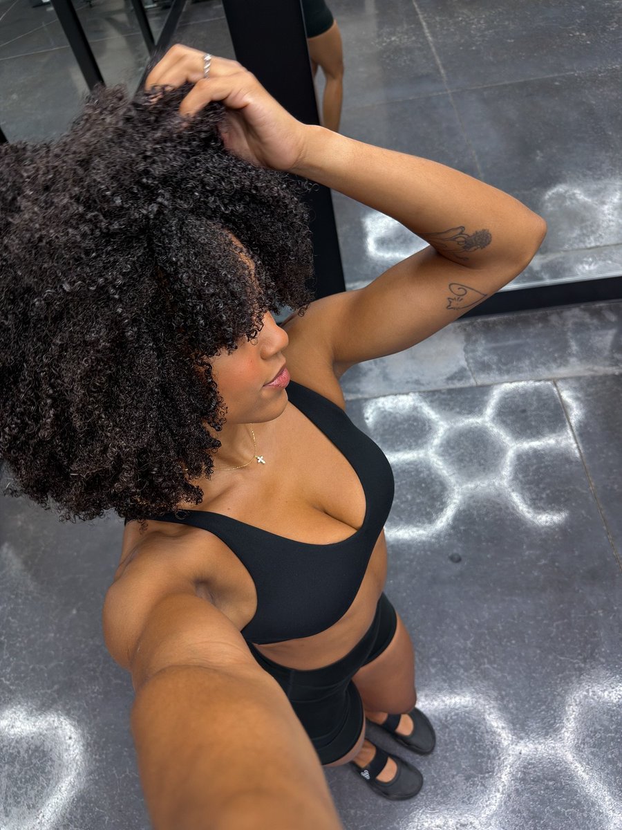 soft_rainee's tweet photo. Back to banging gym https://t.co/MtgYAlXZRN