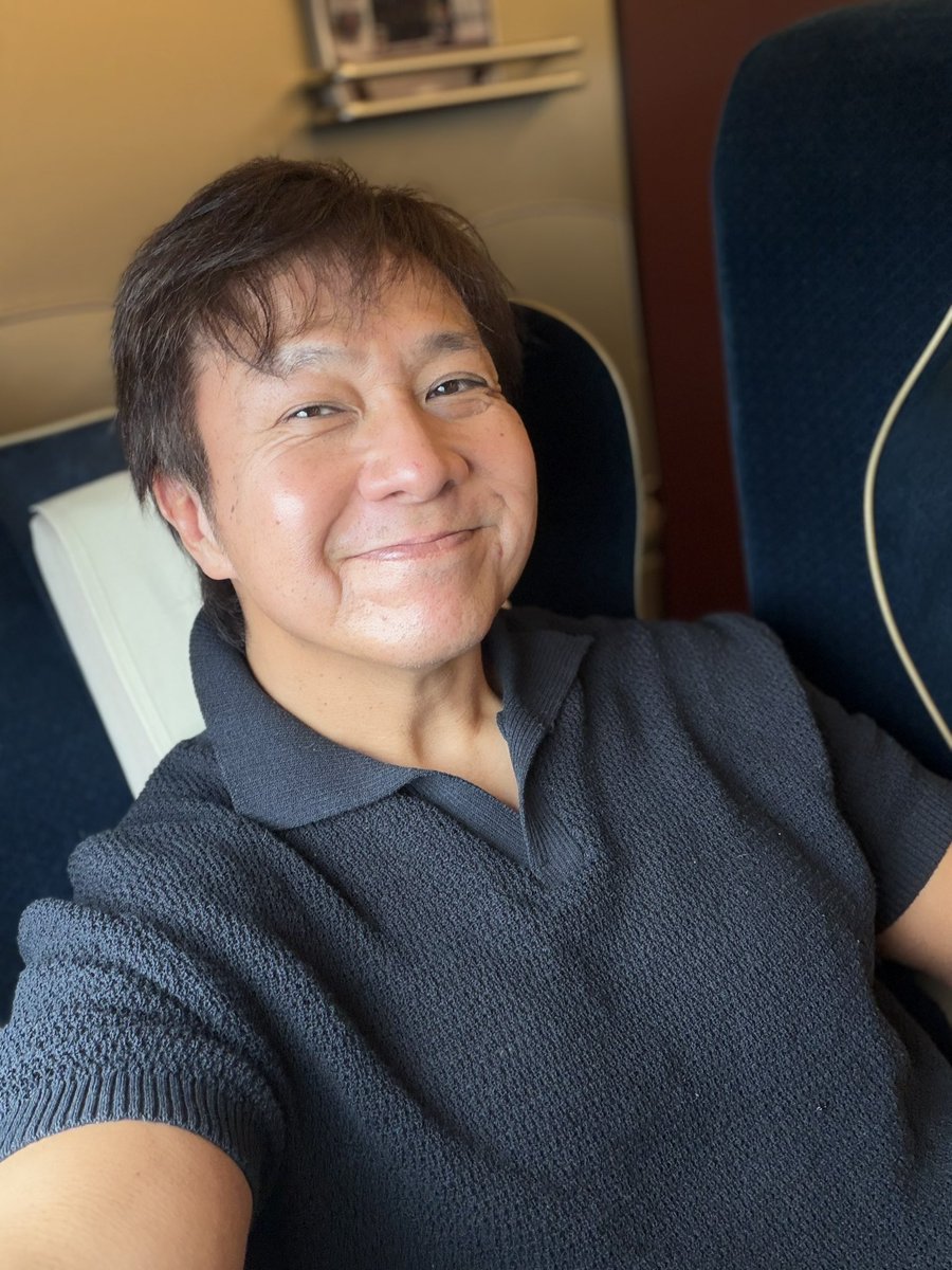 cozy_lariat's tweet photo. 本日、誕生日を迎えました。

５６歳。プロレスラーになって３５年。色んな出来事がありましたが、感謝しかありません。

今でもプロレスが出来てる事、ファンの方に応援して頂けてる事…全てが自分の生きる糧になっています。

ありがとうございます。 https://t.co/kMXZe8DuIE
