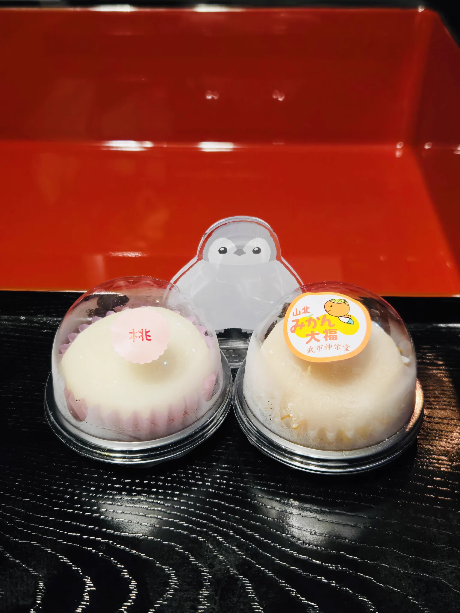 こはくちゃん丨ぺんぎんのおやつ、琥珀糖。公式アンバサダー