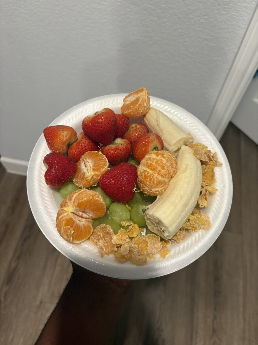 fliccdaklit's tweet photo. omad;~ losing weight doesn’t have to kill you #shedtwt #edrtwtㅤ #edtwtㅤ https://t.co/Go7uXOfNzu