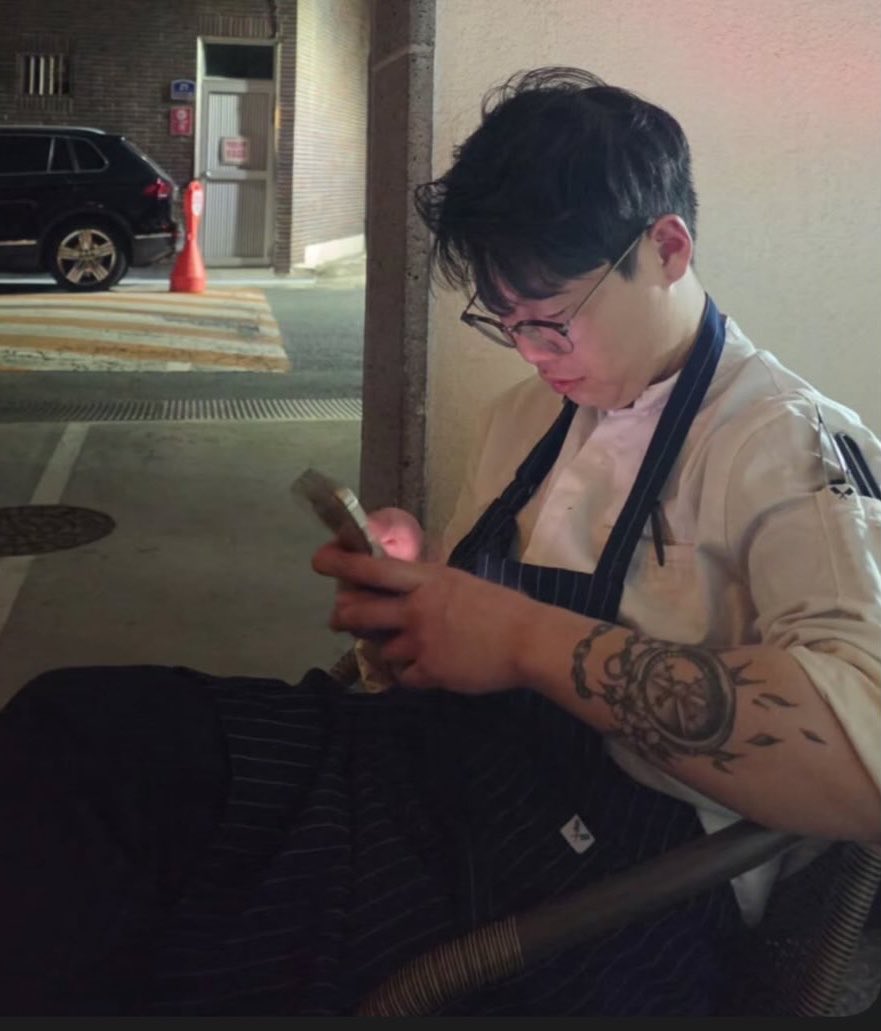 russell_chef_'s tweet photo. 1대 호카게... 퇴직했습니다
프리랜서 요리사 라이프 시작 https://t.co/P9NNi3U6NN