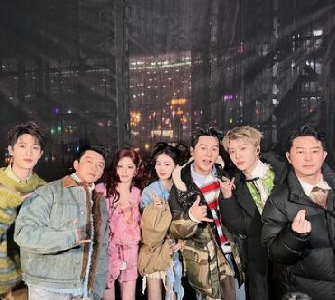 IsisConwrirq's tweet photo. Just finished an epic episode of the new variety show  Non-stop laughter, surprising guests and the most entertaining segment ever! Can’t wait for next week’s drop  #VarietyShowBlitz https://t.co/qBJv0ACYg1