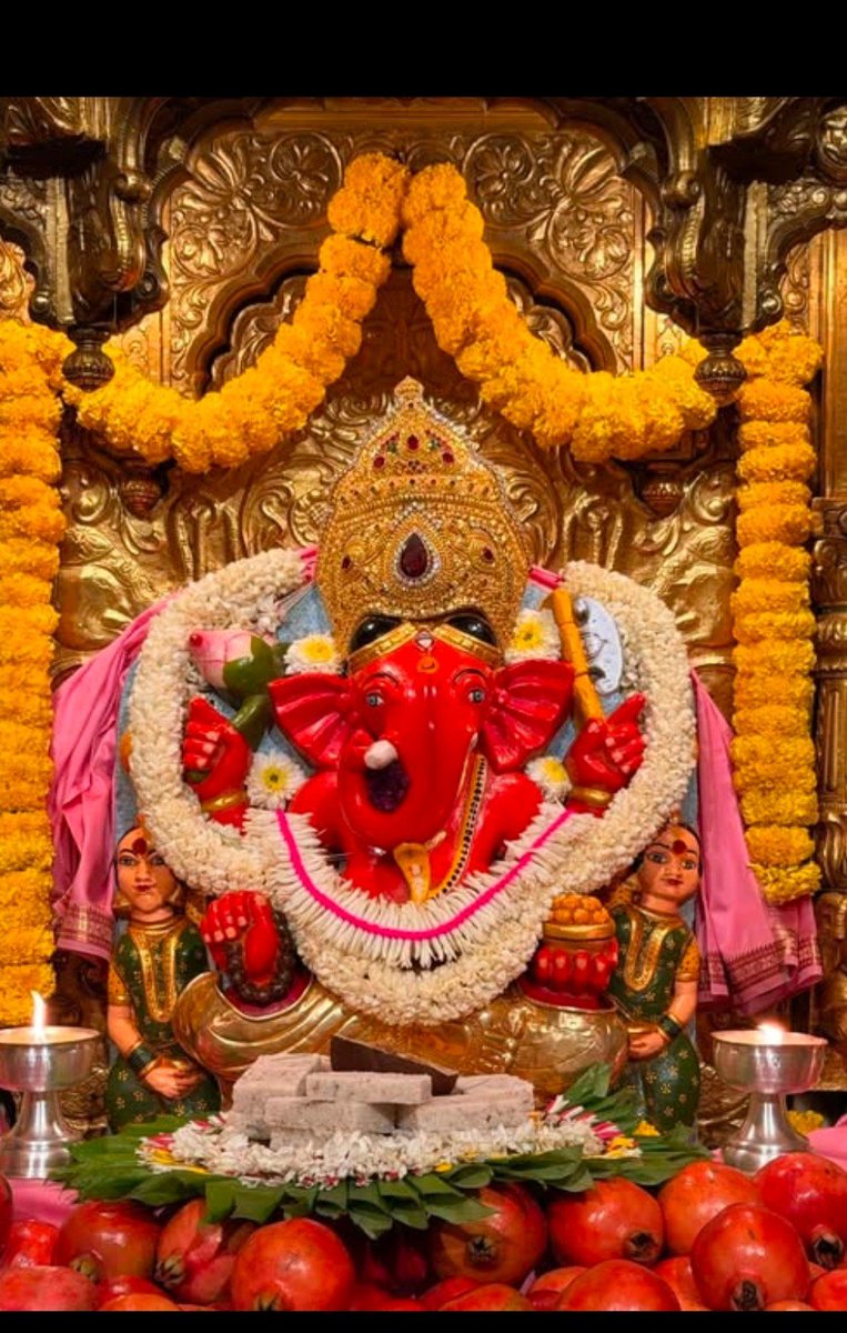 kumar_nan2's tweet photo. श्री सिद्धिविनायक नमो नमः🪔🪔🪔

#GaneshChaturthi #GanpatiBappaMorya #HappyGaneshChaturthi https://t.co/YPI16a29y3