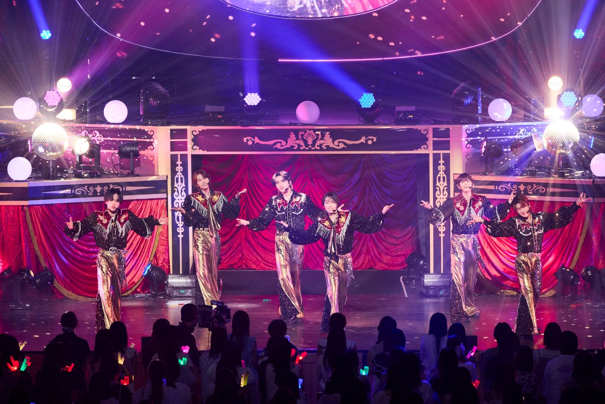oricon's tweet photo. 「EBiDAN」Lienel、ツアーを“ロマンティック”に開幕　新曲「愛のダバダ」を初披露
https://t.co/Dcr4N4k45l

#Lienel https://t.co/sD8BkTS7lL