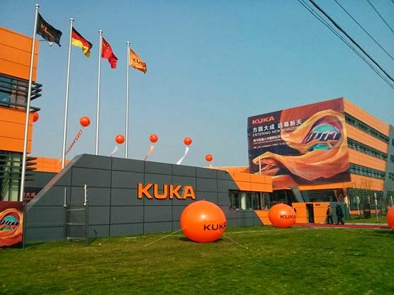 NNeuvoigt's tweet photo. KUKA brings a new robot and controller generation to AMB 2026 in Stuttgart (Sept 15-19), pitching end-to-end automation for metalworking. Legacy vendors bet software-defined motion, not flashy demos, wins factories. #KUKA #AMB2026 #Manufacturing https://t.co/r4HssDGG8t