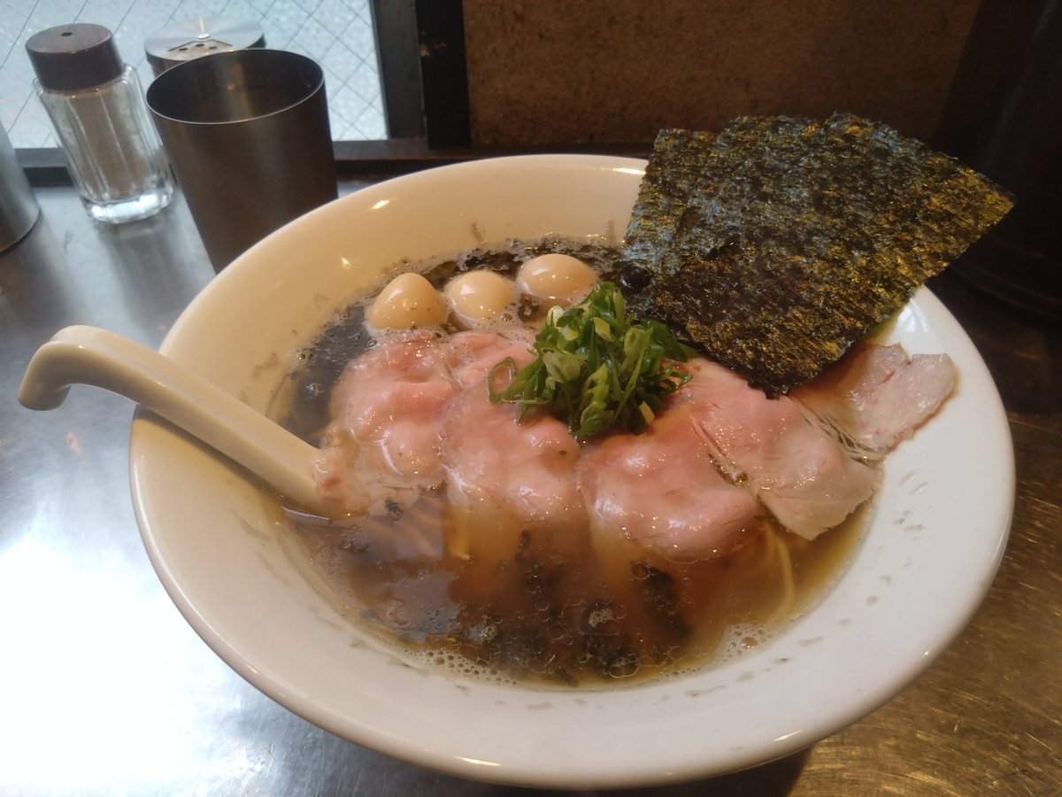 pcatmuchi's tweet photo. さんじ
シジミあおさ煮干蕎麦+🍚+愛
ジンジャー玉
いただきした。

飲み会続きなので、オルニチン補給！やまぴーのレバーが食べられて幸せ！
また来月！！ https://t.co/oe4fjiWTCu