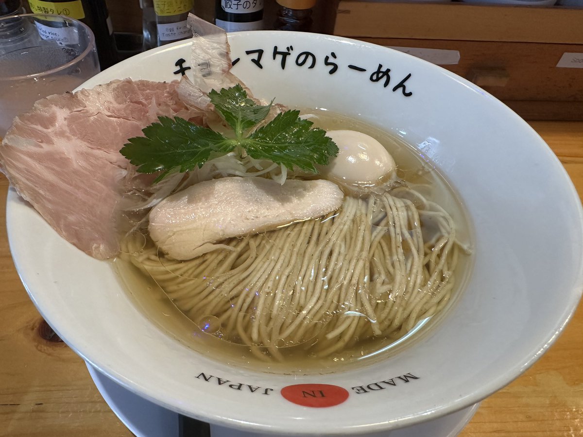 katayabya's tweet photo. やきめしか迷ってラーメン https://t.co/BUH83VCdOV