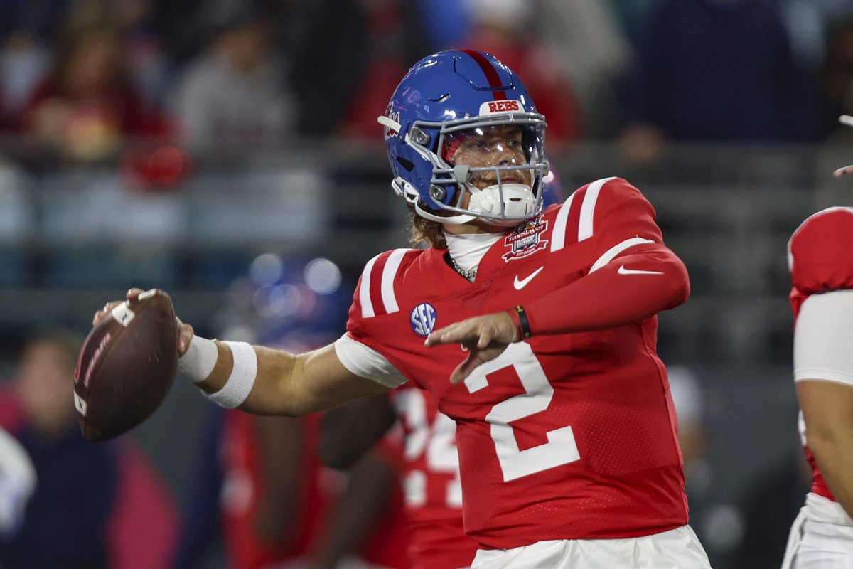CampusRundownFB's tweet photo. Jaxson Dart, Ole Miss https://t.co/Jj8bEhfqX6