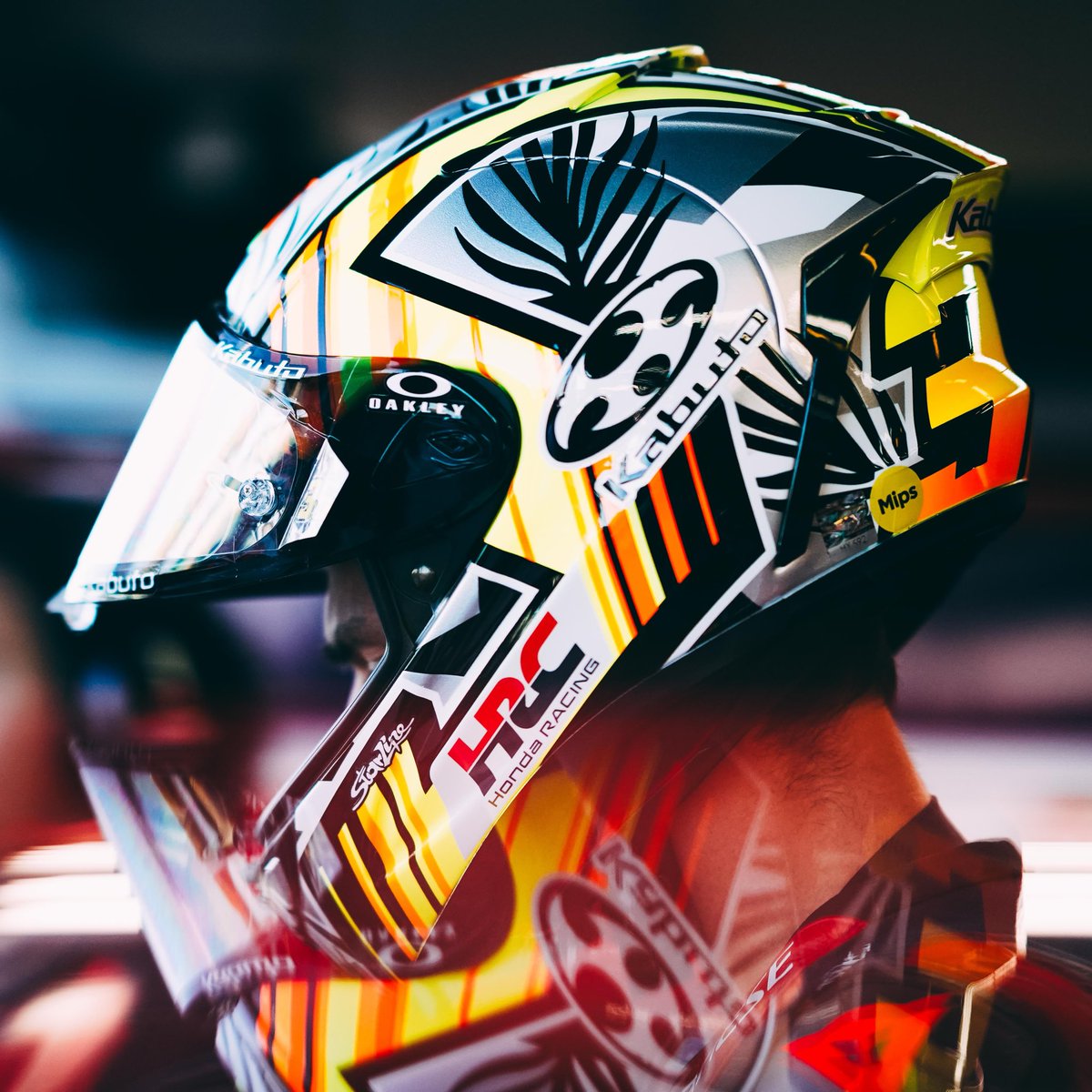 HondaJP_Live's tweet photo. MotoGP第14戦サンマリノGPが開催されました🏍️

母国戦に臨んだルカ・マリーニ選手(Honda HRC Castrol)が激しい攻防の末、9位でフィニッシュ!
貴重なポイントを獲得しました✨

#Honda #MotoGP https://t.co/3rTQgLm4Zn