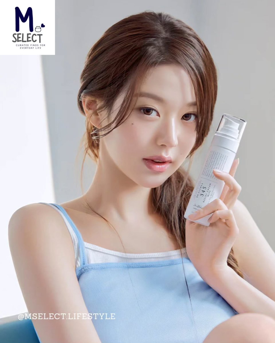 oclaudeilsom's tweet photo. Cream Mist 365 Dr. Althea sale hari ini saja. Order terakhir jam 7 malam. Harga 535. 000 dari 775. 000. Set 100ml + 60ml. Mist 2-in-1 cream + water untuk mengunci kelembapan dan meredakan kemerahan. Pre-order 2-4 minggu. Titip via DM. https://t.co/eSuxROhhfs