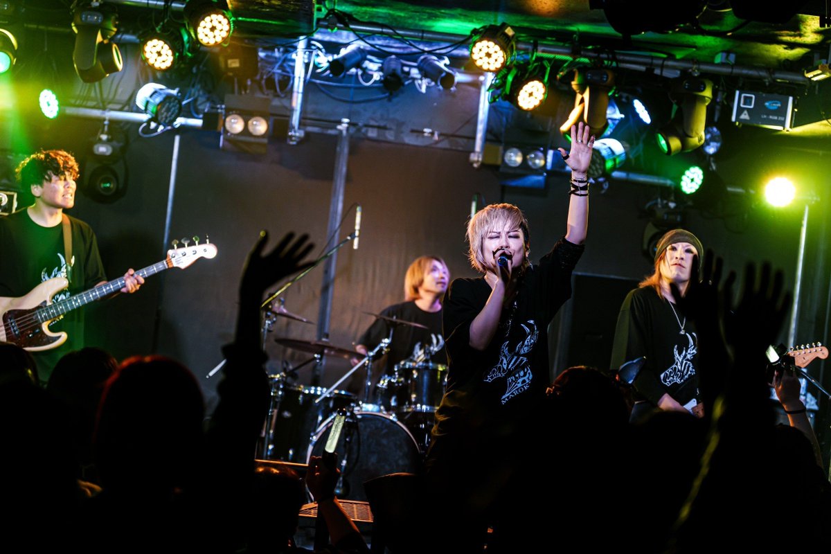 m_a_6_9_'s tweet photo. ライブ決定！！！

11/11(水)浦和Narcissにて

詳細待たれよ🐴🦌 https://t.co/oDAKKQBy0w