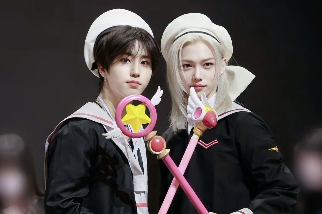 kitty1ee's tweet photo. 나 ♡ sunshine twins https://t.co/xxqe7QYzTJ
