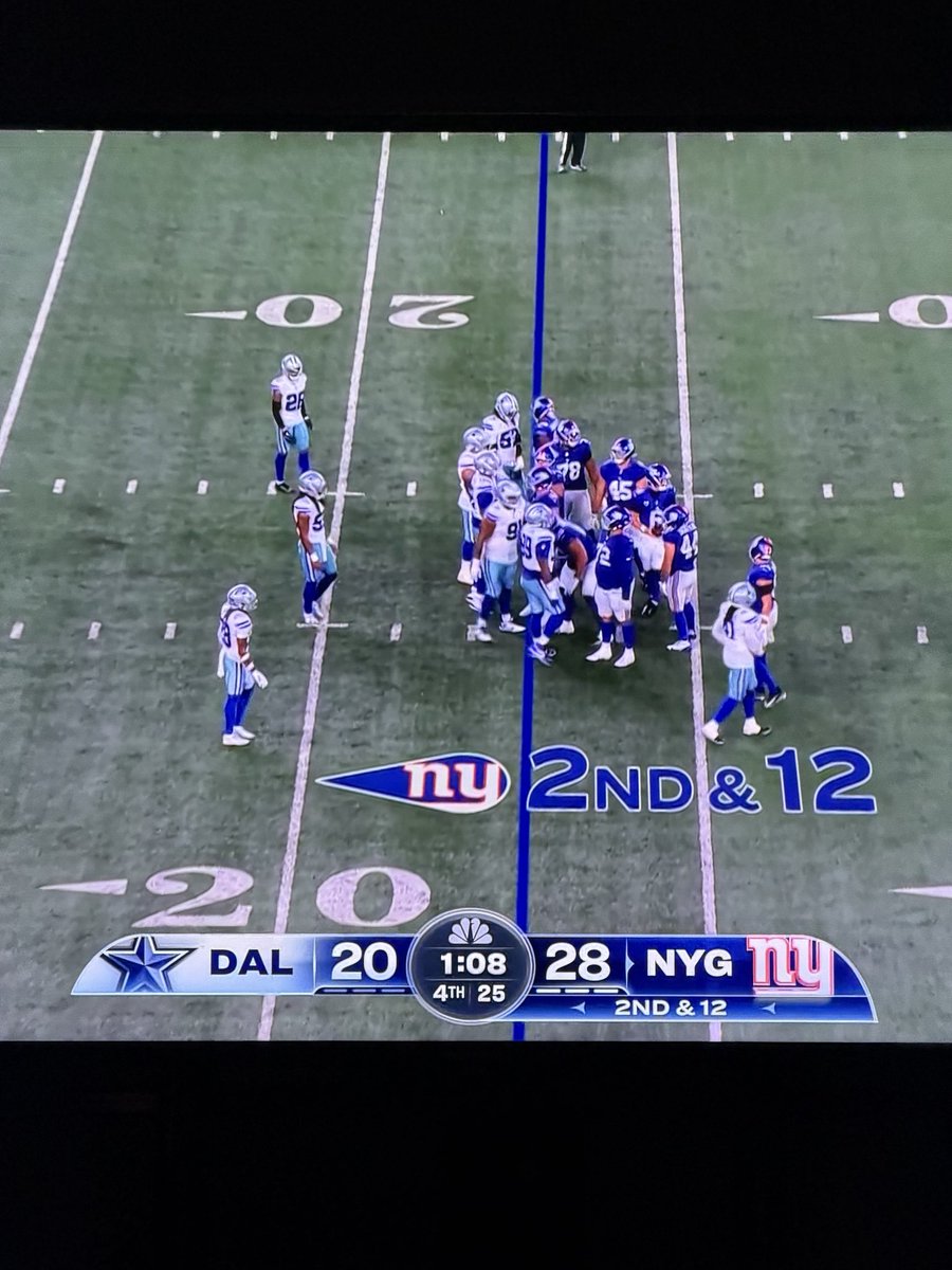 lyrics1227's tweet photo. Giants WIN!!!💙❤️💙🏈🏈🏈
#NewYorkGiants
#newyork
#NFLFootball https://t.co/IK4SNsD0AY