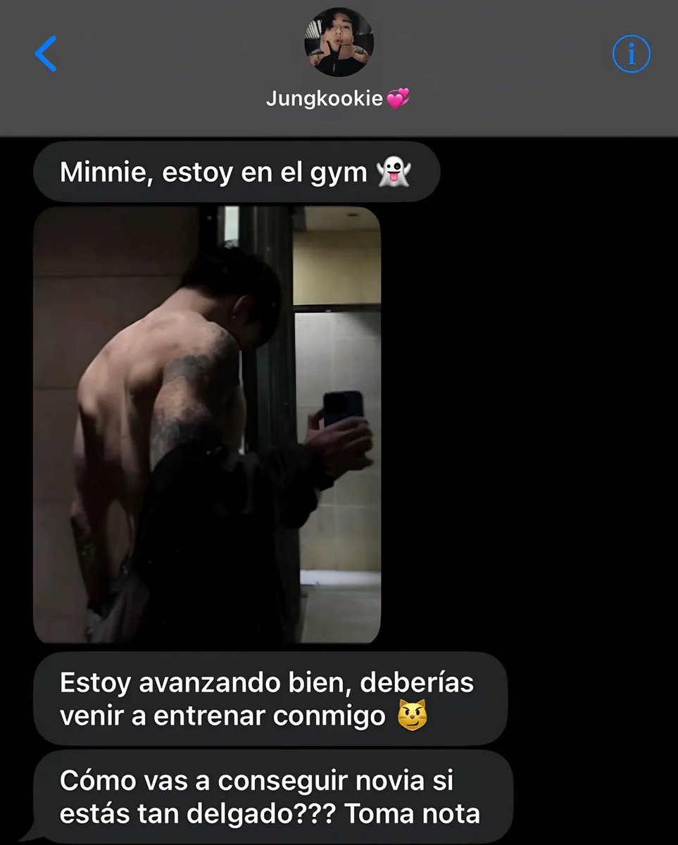 kooksjikooks's tweet photo. “Brouh” 💪🏻 koomi au 
Jm lleva 6 años enamorado de su “bro” 
• Social media 
• Todo es ficción, no se busca normalizar ni romantizar ningún tipo de actitud de los personajes https://t.co/JjNckla6PH