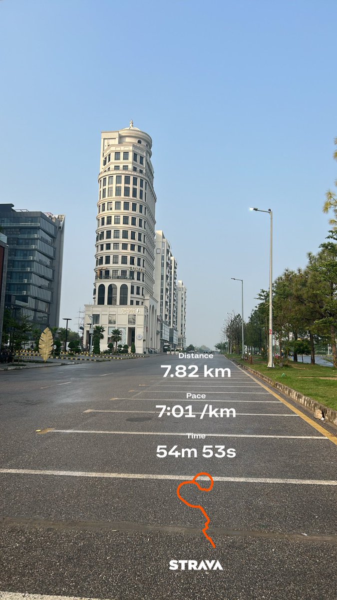 shaamuji's tweet photo. Improving day by day #Strava #5K #IRU https://t.co/mXN9vv68fq