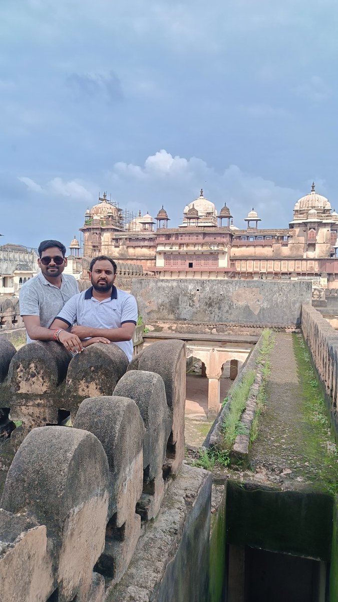 dipendrakumar22's tweet photo. Orchha Diaries 🏰🏰🏰 https://t.co/goBPjSslVc