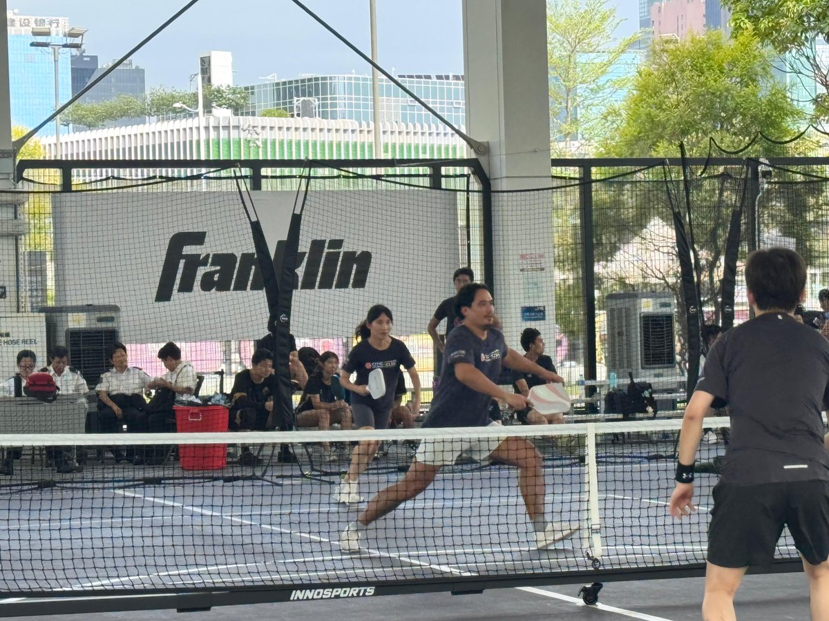 citicsintl's tweet photo. Our colleagues hit the courts at The Salvation Army Mid-Autumn Festival Pickleball Charity Cup 2026, supporting community care services across Hong Kong. 🏓#CITICSecuritiesInternational https://t.co/8HI9hcUpIZ