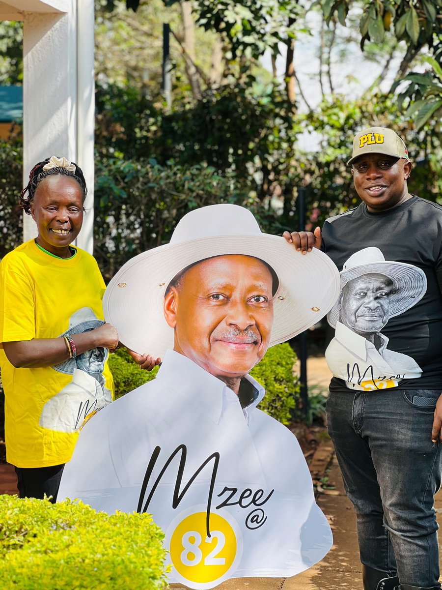 AbiaJane11's tweet photo. Dr. Tegla Loroupe, legendary Kenyan long-distance runner and renowned global peace ambassador, sends her warm birthday wishes to President @KagutaMuseveni
Uhuru na Umoja!
#MzeeAt82 #GenZForGen7 https://t.co/luUwhm09KN