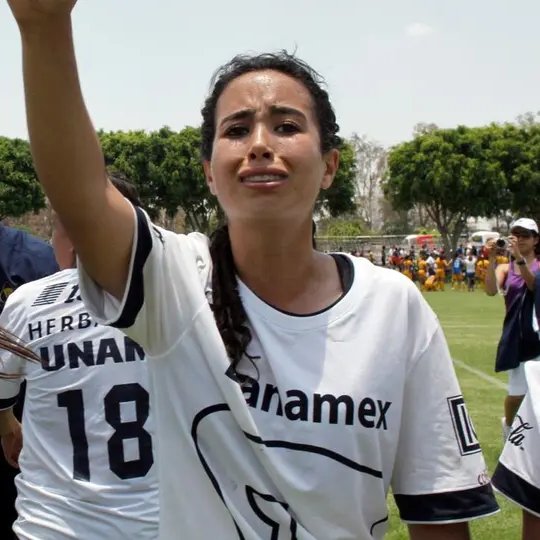 DAc0stal's tweet photo. @KatiaItzel_ @TUDNMEX @DavidFaitelson_ Asco ver que todavia te convocan a arbitrar despues de las pendejadas que sacas todos los juegos https://t.co/YMZ7pK4K7S