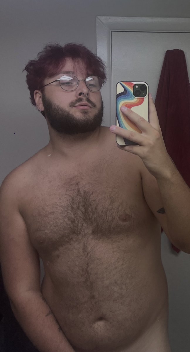 cameron_aq's tweet photo. proud of myself for the changes i made for my health and confidence this year https://t.co/Ix4zdT3JMi