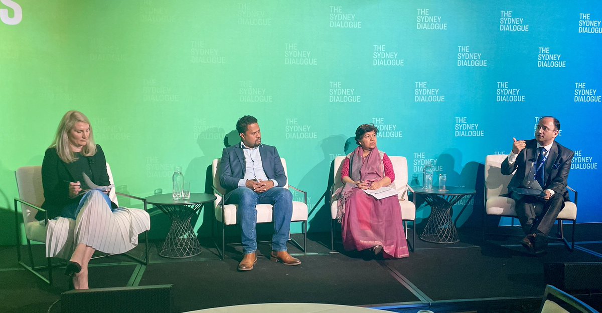 davidwroe's tweet photo. India is doing amazing things with digital public infrastructure as @amit_a_shukla tells #TSDAIMasterclass. They’ve opened 400m low balance bank accounts bringing people into the national economy & helping small biz to sell their products. @AusAmbCyberTech https://t.co/eWX48wElRR