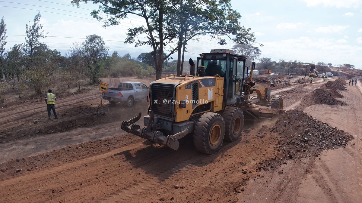 Roads_KE tweet picture