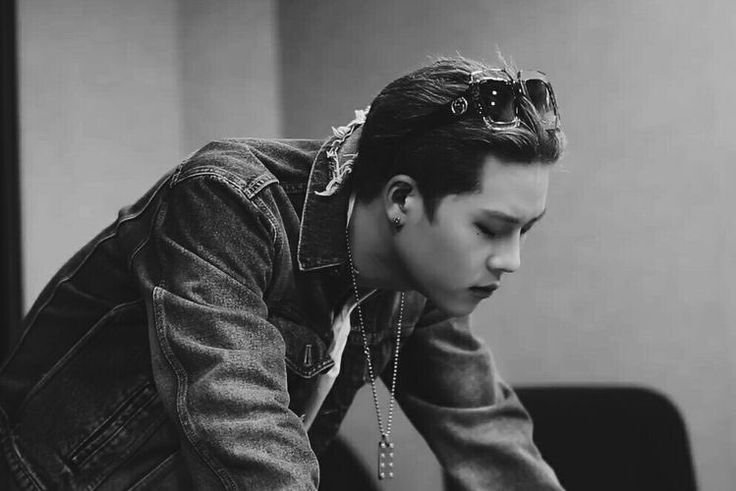 pxgenji's tweet photo. 𝘚𝘩𝘦 𝘤𝘢𝘮𝘦 𝘪𝘯 𝘢𝘯𝘥 𝘴𝘩𝘦 𝘸𝘢𝘴 𝘭𝘪𝘬𝘦 𝘢 𝘴𝘩𝘰𝘵 𝘰𝘧 𝘦𝘴𝘱𝘳𝘦𝘴𝘰, 𝘴𝘩𝘦'𝘴 𝘭𝘪𝘬𝘦 𝘣𝘦𝘪𝘯𝘨 𝘣𝘢𝘵𝘩𝘦𝘥 𝘪𝘯 𝘴𝘶𝘯𝘭𝘪𝘨𝘩𝘵. https://t.co/7j4oVCXava