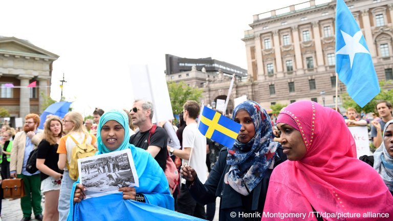 unknowns_k33816's tweet photo. RIP SWEDEN  💀 🇸🇪 

Native swedes have been out-voted by their foreign counterparts, meaning there’ll never be a right wing government, ever again. https://t.co/DfBUMPn1QV